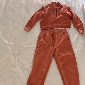 Sweater with matching sweatpants